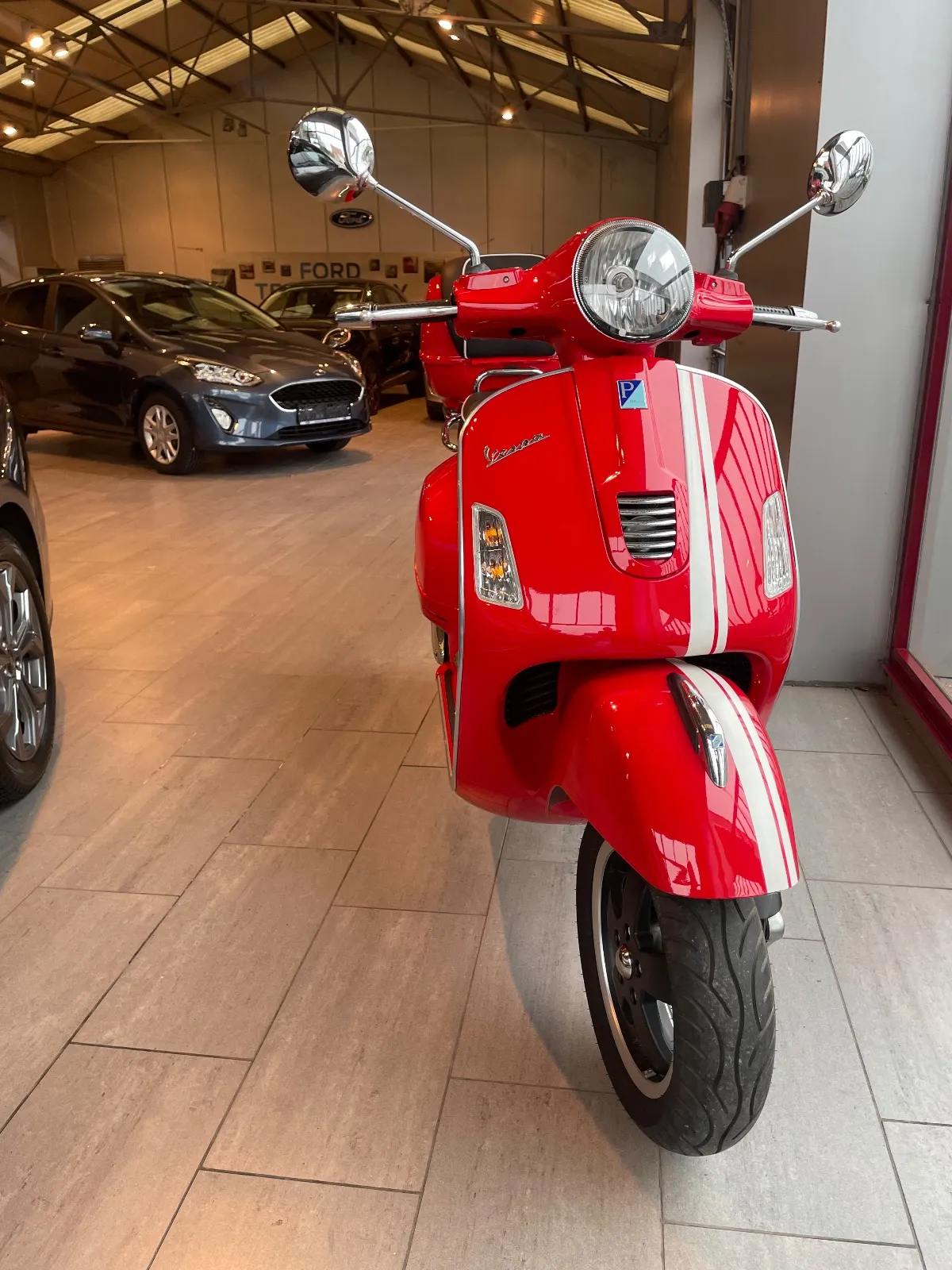 Vespa Gts 300